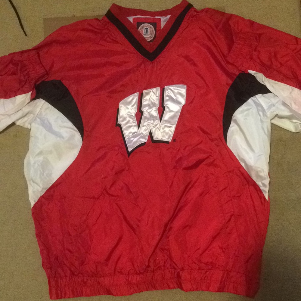 Wisconsin Badgers CollegiateLicensed Windbreaker